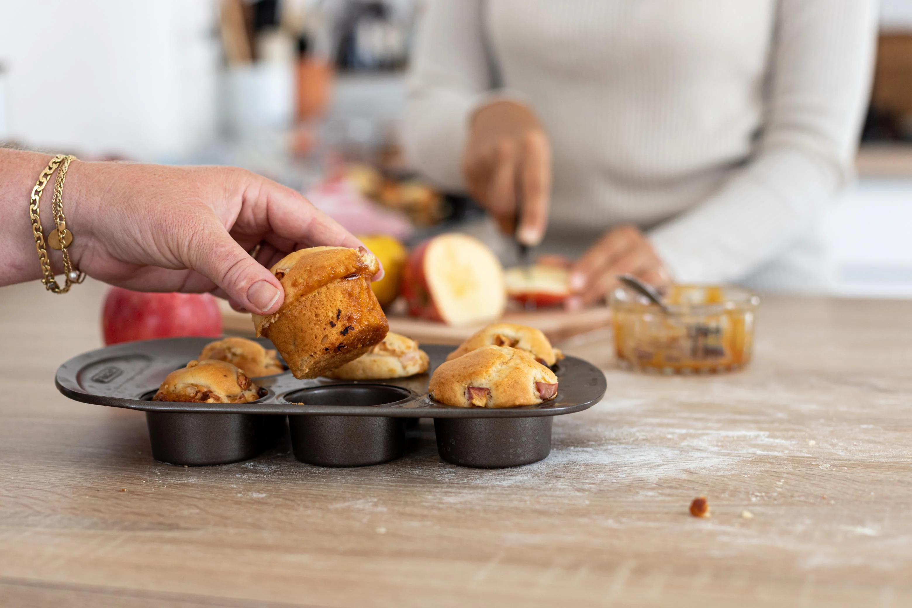 Metal Muffin & Cupcake tray - asimetriA - - Image 8