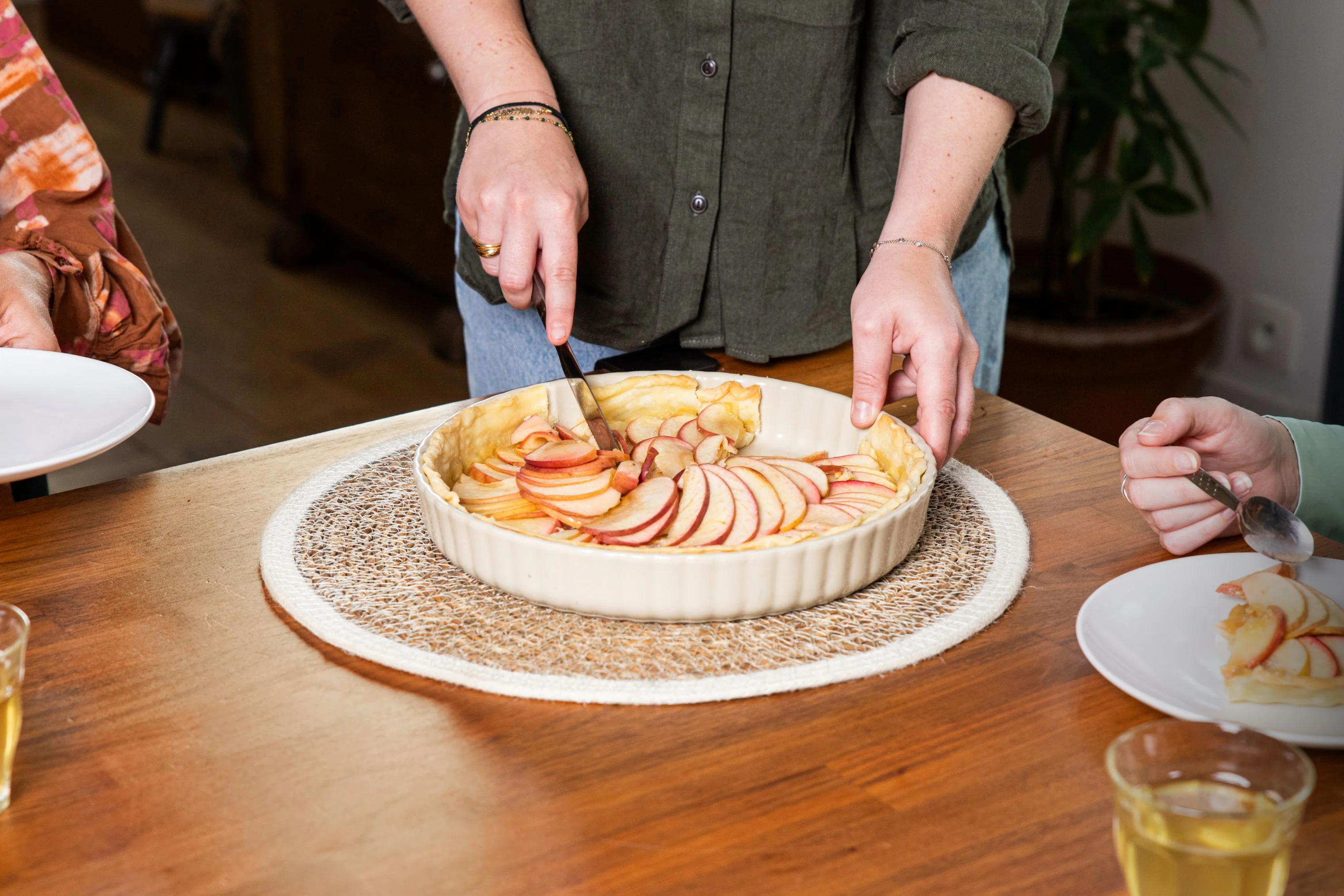 Ceramic tart tin 28 cm Creation - Image 8