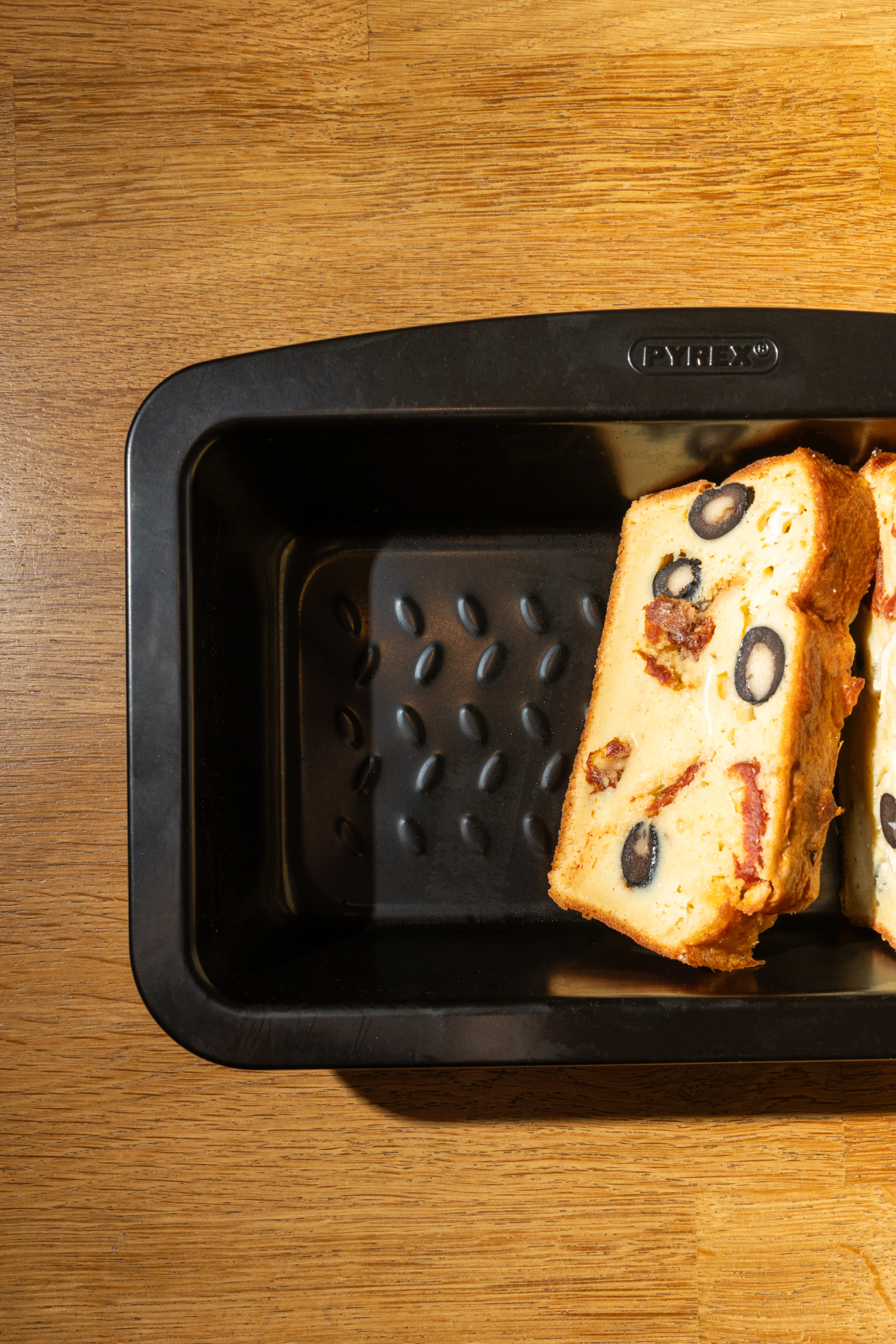 Metal loaf tin with easy grip - GLIDE - Image 4
